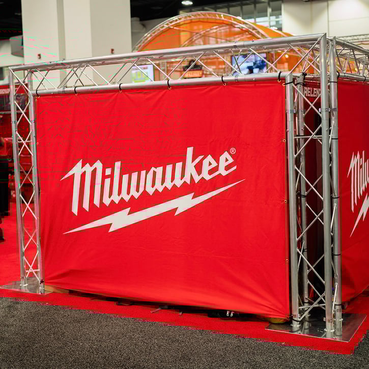 Milwaukee Truss Display Wall with Softgoods