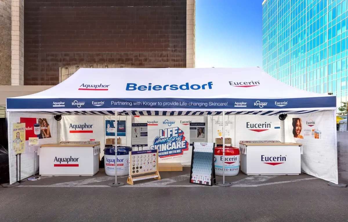 10x30 Pop-Up Tent fort Beiersdorf