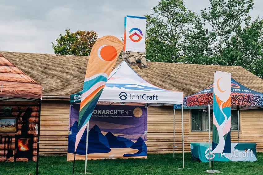 tentcraft_10x10_monarchtent_pigroast